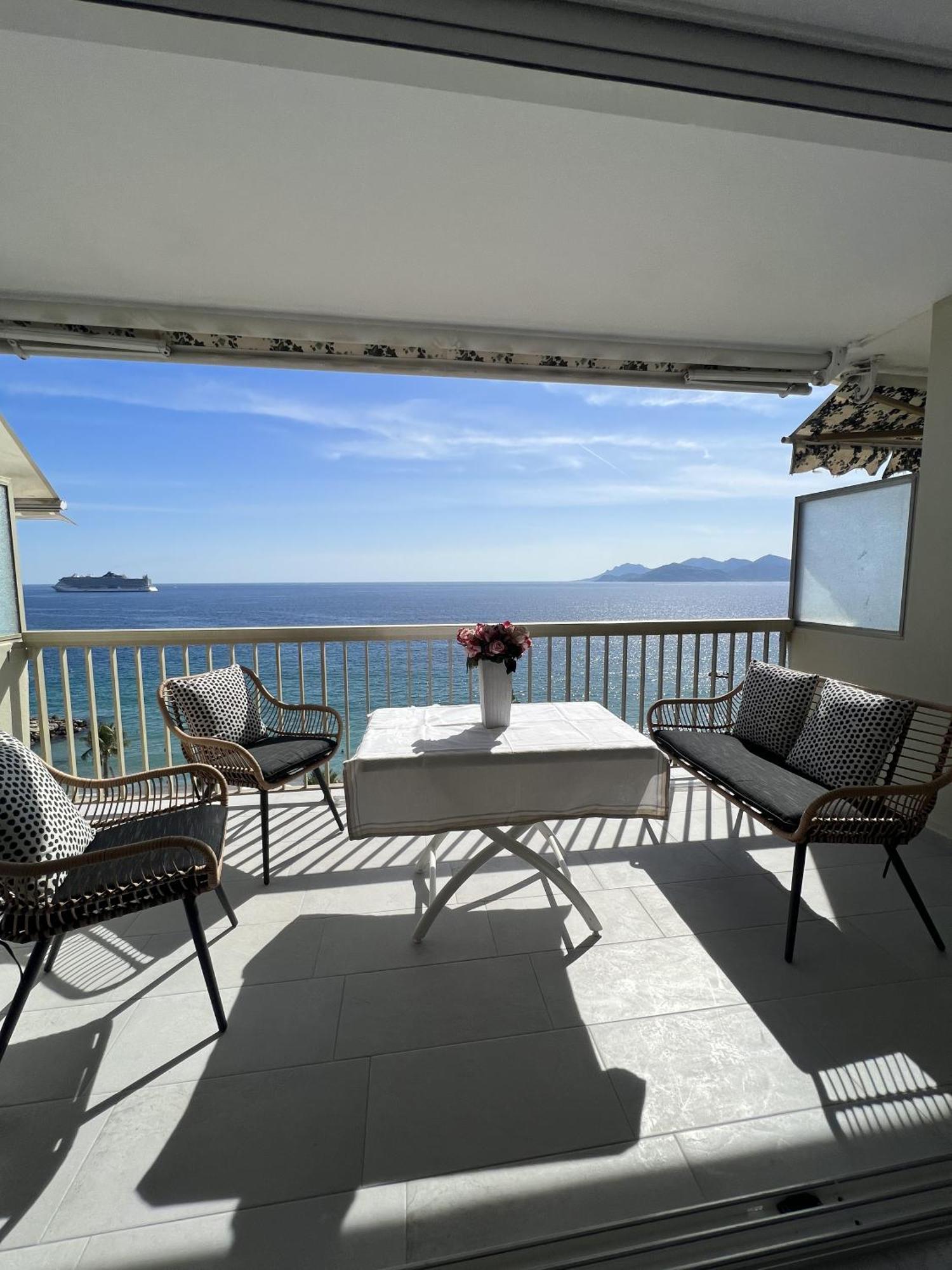 Sea View Bellamare Next Palais Festival Cannes Eksteriør bilde